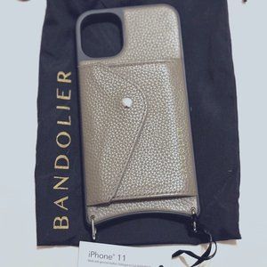 Bandolier Pebble Leather iPhone 11 Case Taupe/Silver